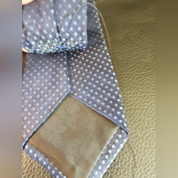 Kenneth Cole Reaction Blue tie - Picture 4 of 4